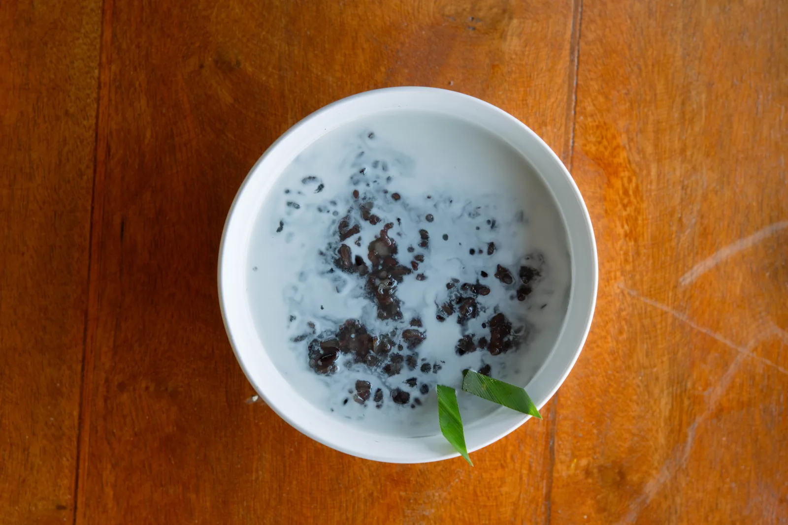 Black rice pudding, top down